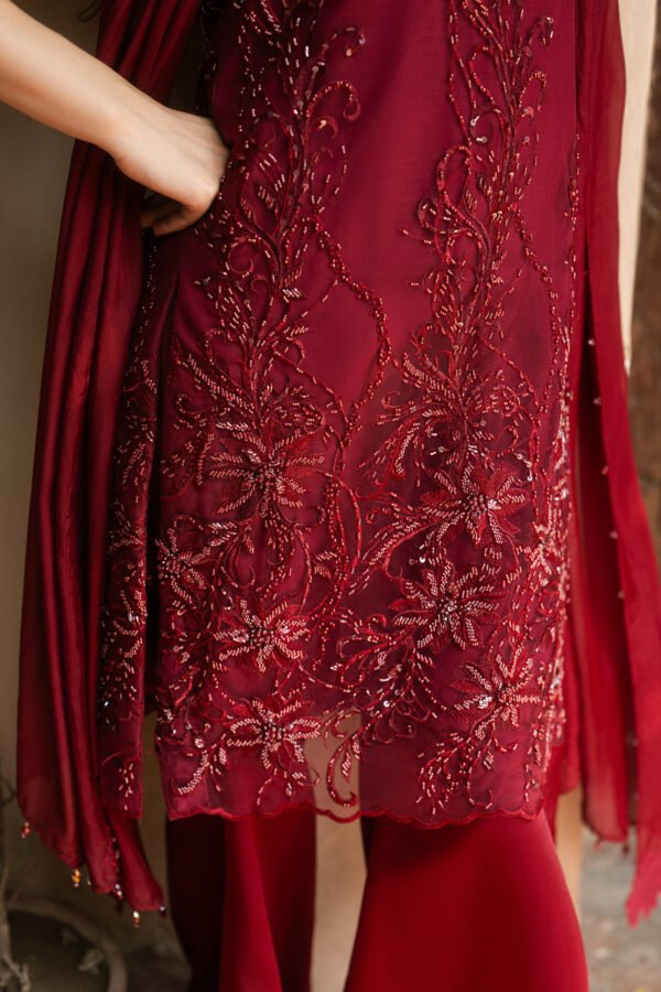 Laal Luxury Pret - Image 4